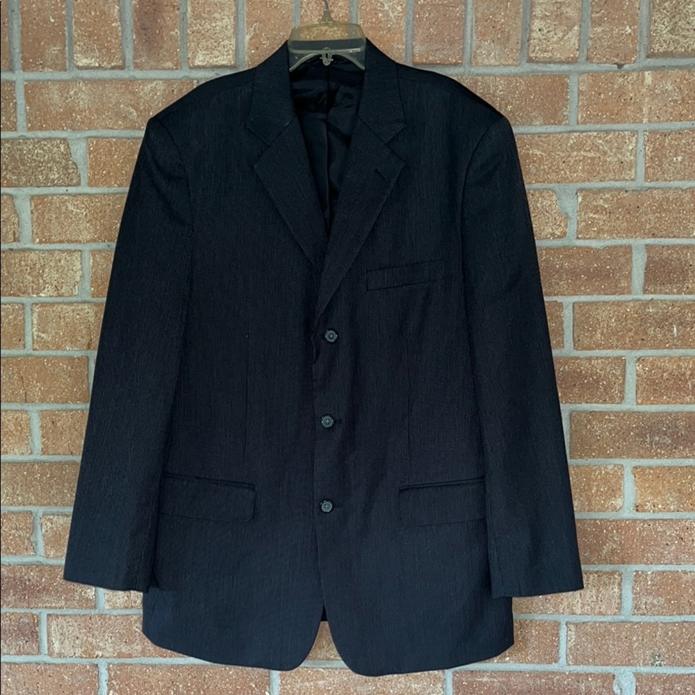 PUBLIC NOTICES Black Sport Coat with Notch Lapel and Structured Tailoring Sz:L